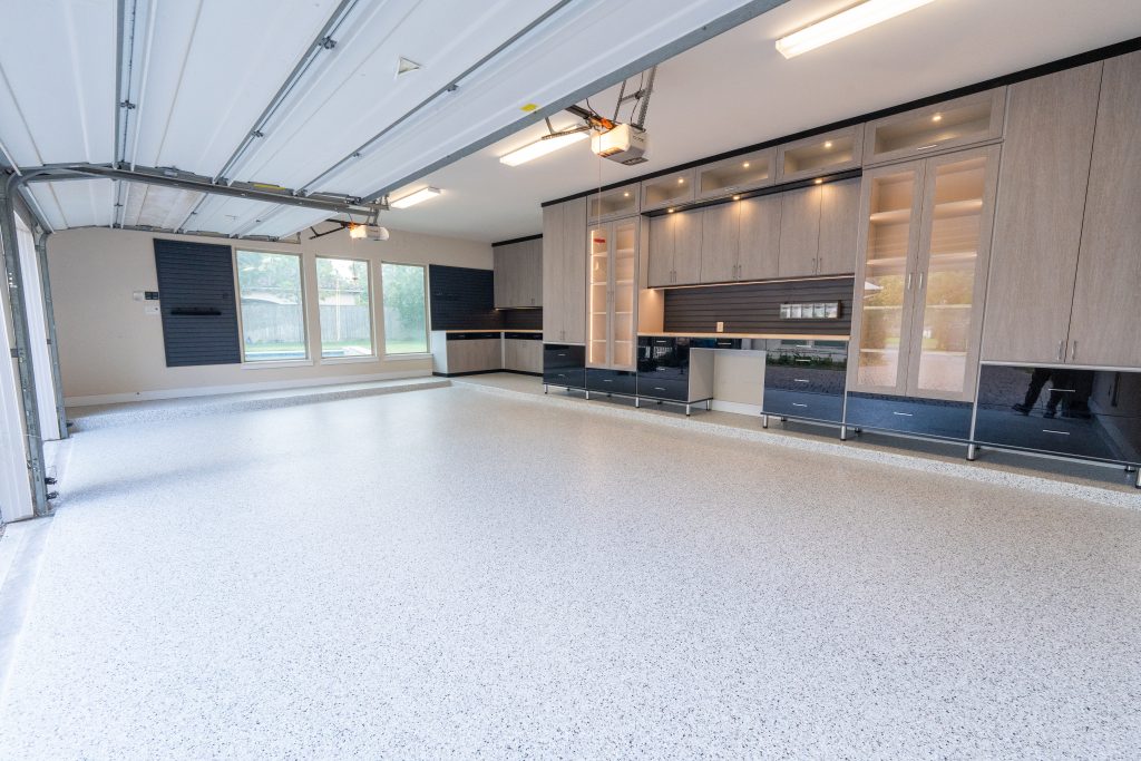 Top Benefits of Custom Garage Storage for Houston Homeowners