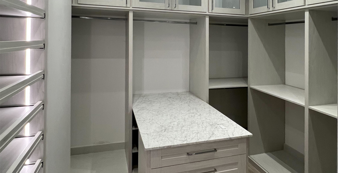 Designing The Perfect Walk-In Closet: 10 Ideas And Tips