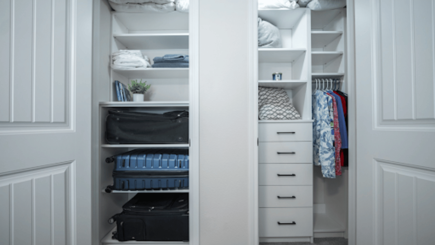 Linen & Hall Closets _ Custom Closets