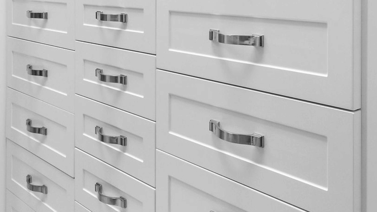 Shaker Thermofoil Drawers - Custom Closets